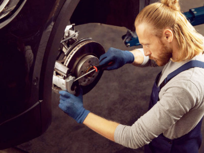 Servicetechniker (m/w/d) oder Diagnosetechniker (m/w/d) Bild für Web Stellenangebote Autohaus Worch in Südharz